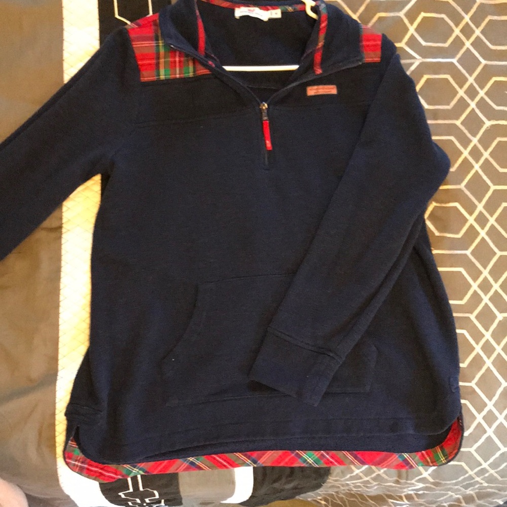Vineyard Vines tunic style pull over